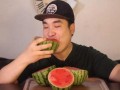 网红事件吃瓜,揭秘吃瓜群众的狂欢与反思