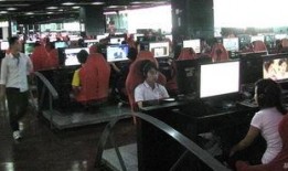 富士康工厂爆料视频,揭秘高强度工作与员工生活现状