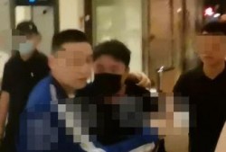 烧饼爆料视频,娱乐圈幕后真相大曝光