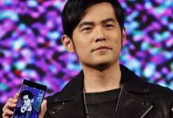 娱乐圈近2天最新爆料,明星恋情曝光，幕后黑手浮出水面！